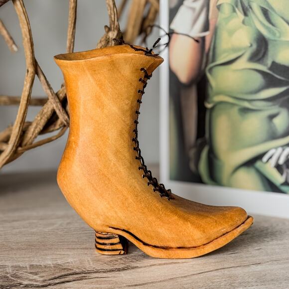 Vintage Hand Carved Wooden Victorian Lace Up Heeled Boot, Folk Art, Miniature - Picture 2 of 6